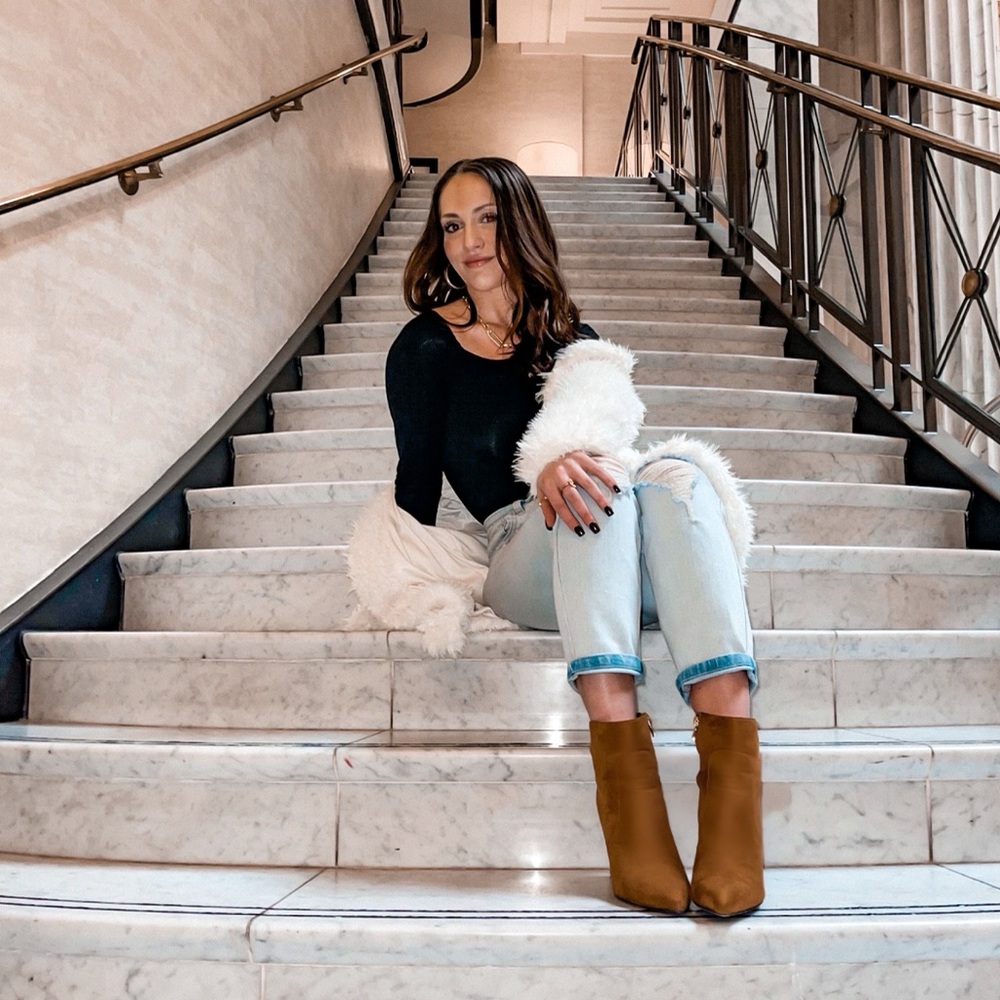 Meet your Posher, Katerina